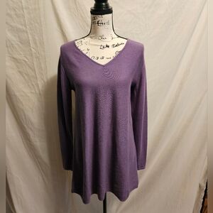 J. Jill Purple Tunic Sweater,  V-Neck. Long Sleeve, Women's Size XS. Purple
